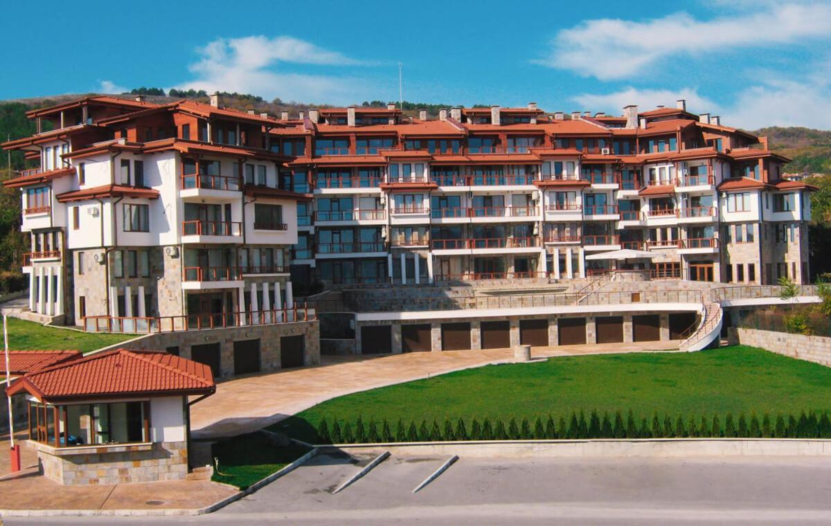 Апартамент За Гости Влади В Комплекс Garden Palace Balçık Dış mekan fotoğraf