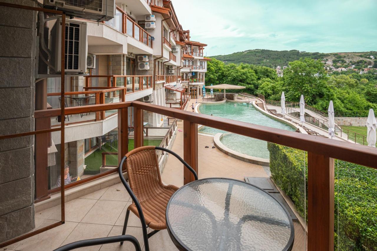 Апартамент За Гости Влади В Комплекс Garden Palace Balçık Dış mekan fotoğraf