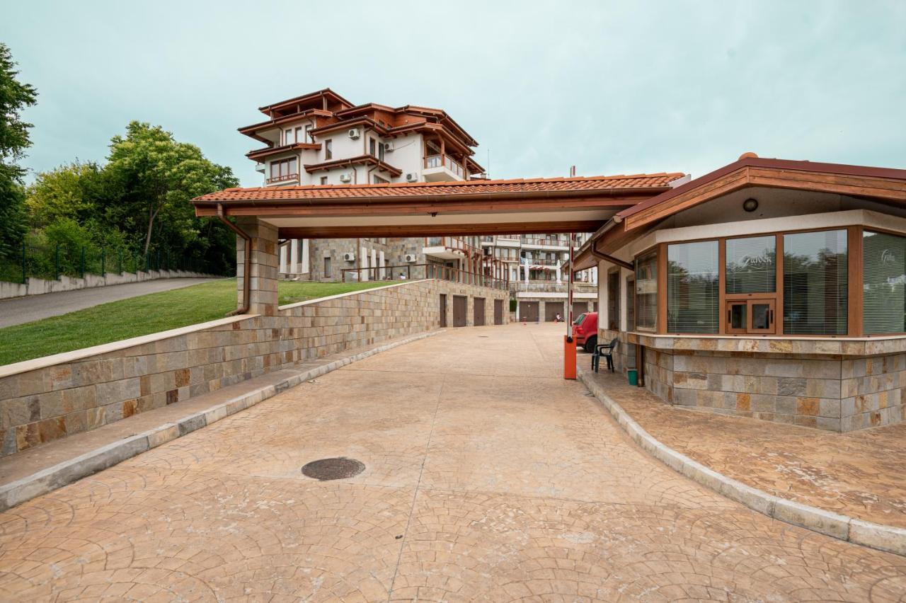 Апартамент За Гости Влади В Комплекс Garden Palace Balçık Dış mekan fotoğraf